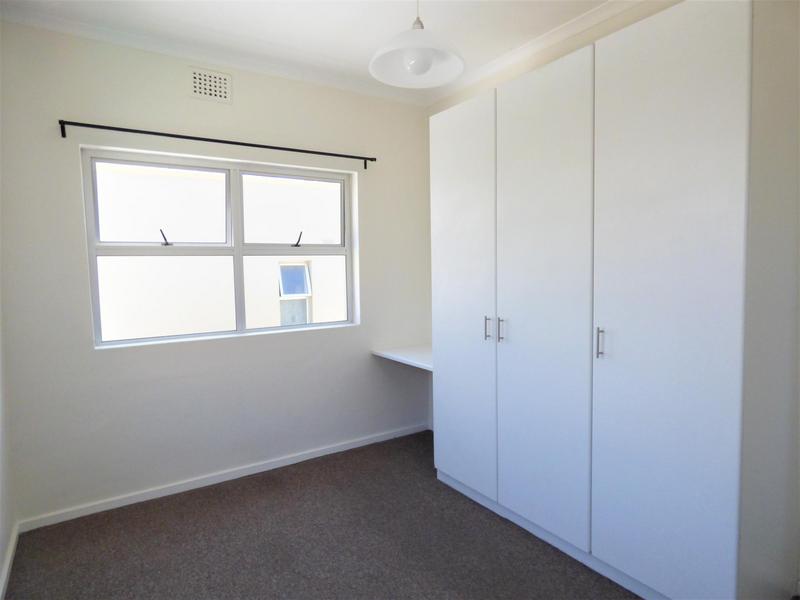 To Let 3 Bedroom Property for Rent in Green Point Western Cape